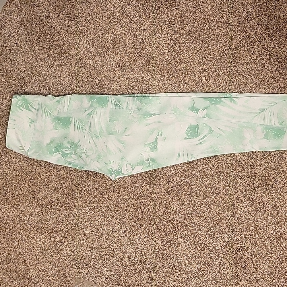 Green Floral Leggings